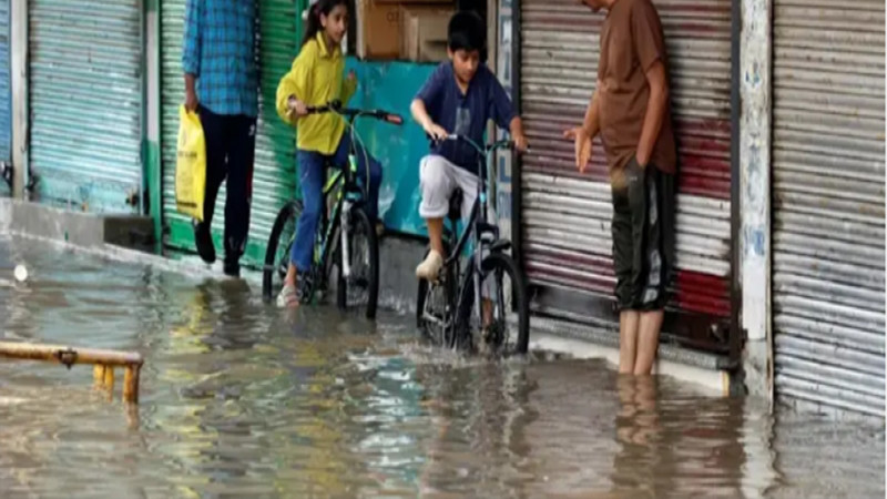 জম্মু ও কাশ্মিরে আকস্মিক বন্যায় নারী ও শিশুসহ নিহত ২৫