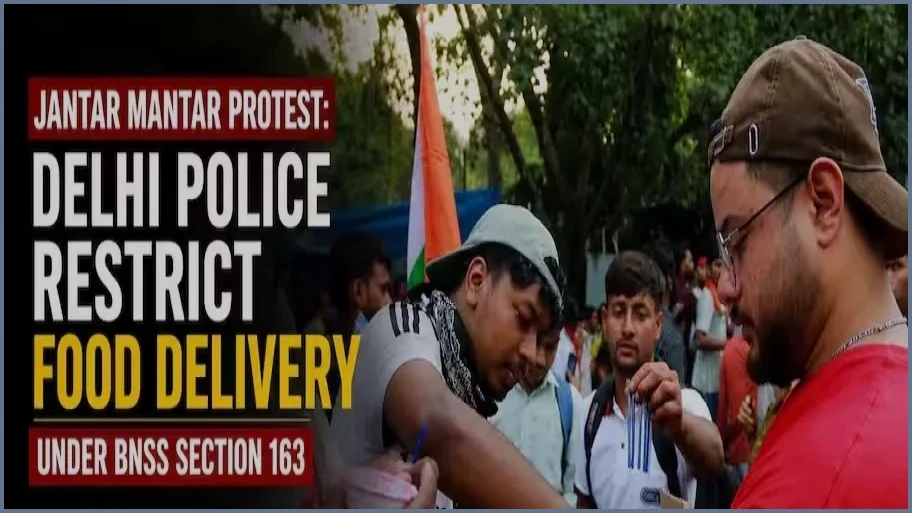 দিল্লিতে খাবার সরবরাহে বিধিনিষেধ, অখিলেশ যাদবের তীব্র সমালোচনা