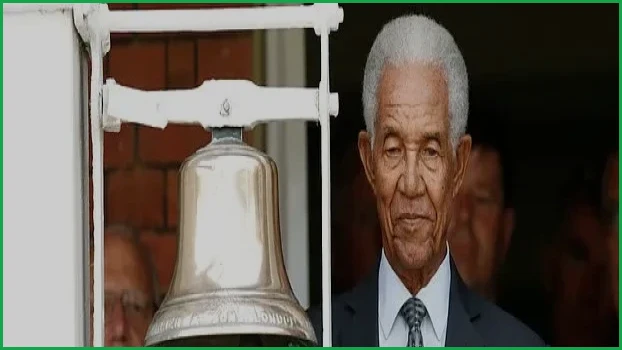 না ফেরার দেশে ক্রিকেটের কিংবদন্তি স্যার গ্যারি সোবার্স