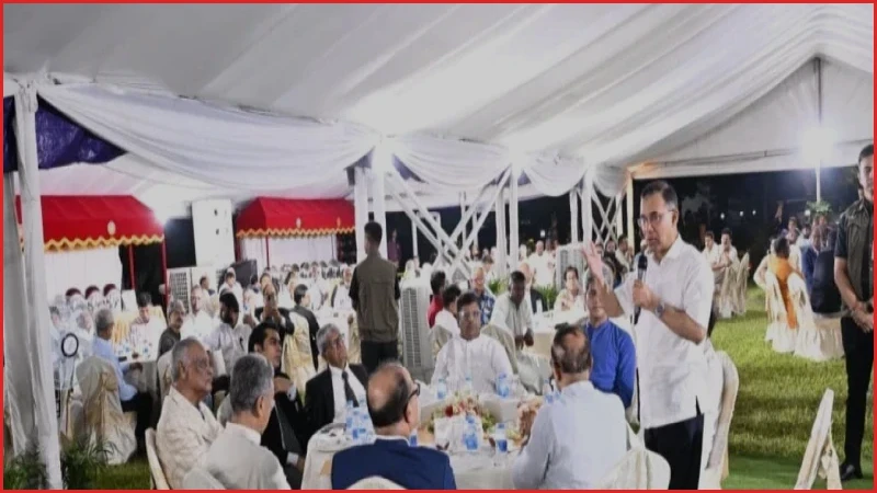ফ্যাসিস্ট বিরোধী আন্দোলনের শরিকদের নিয়ে প্রধানমন্ত্রীর নৈশভোজ