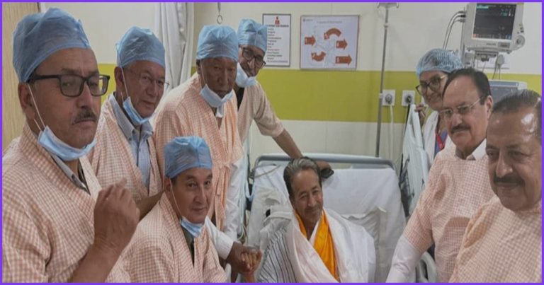 মোদির আশ্বাসে ২৭ দিনের অনশন ভাঙলেন সোনম ওয়াংচুক