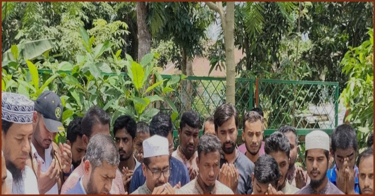 শহীদ আবু সাঈদের কবর জিয়ারত করলেন ছাত্রশিবিরের কেন্দ্রীয় সভাপতি